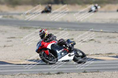 media/Nov-16-2025-Race Pace (Sun) [[8c5fa54630]]/Non Verified Riders (1st 20 Minutes)/4-Turn 16 (1116am)/